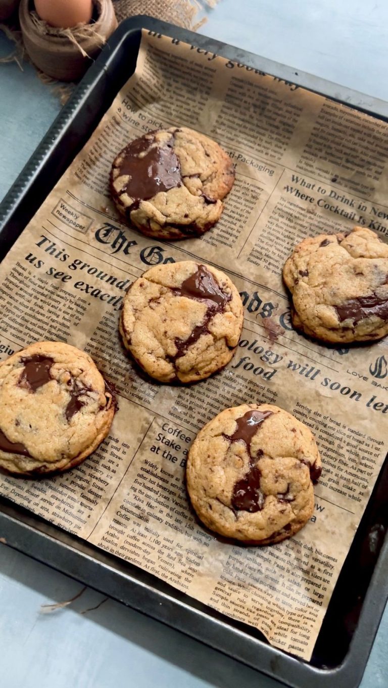 Bakery-Style Brown Butter Chocolate chip Cookies