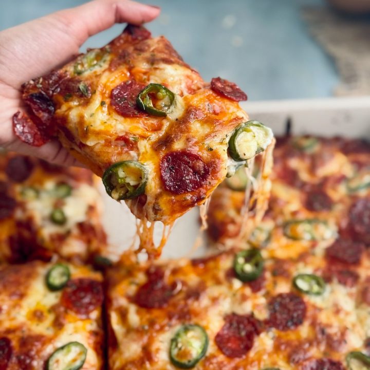 Easy Detroit style pizza