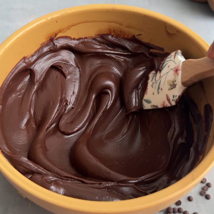 Chocolate Ganache Frosting Recipe