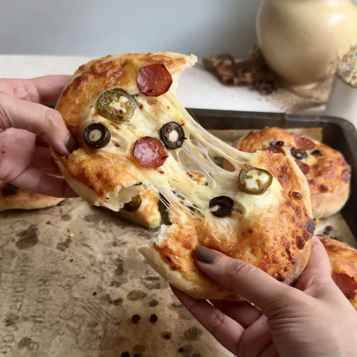 Easy Mini Pizzas