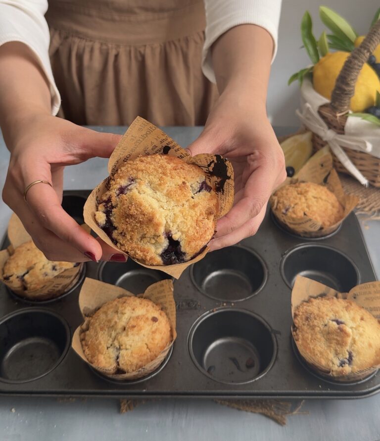 Lemon Blueberry Crumble Muffins