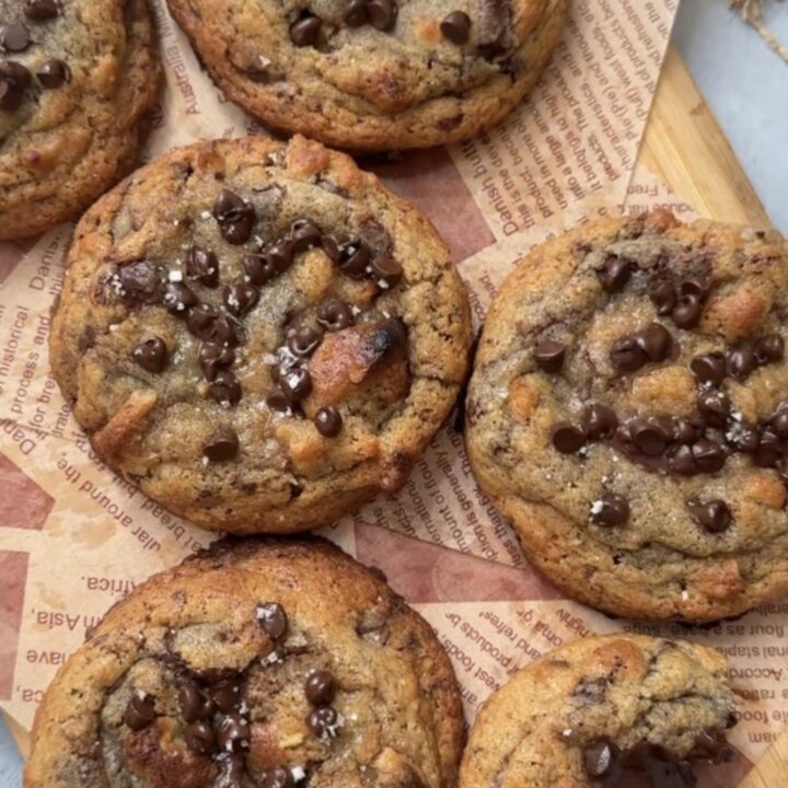 NYC Style Chocolate Chip Cookies
