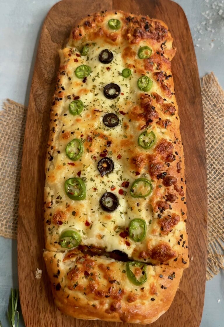 Cheesy Jalapenos and Chicken Stuffed Bread