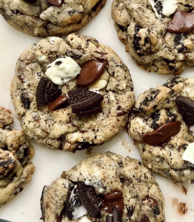 Cookies and Cream Cookies