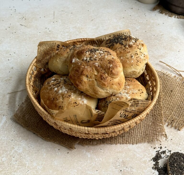No Knead Bread Rolls