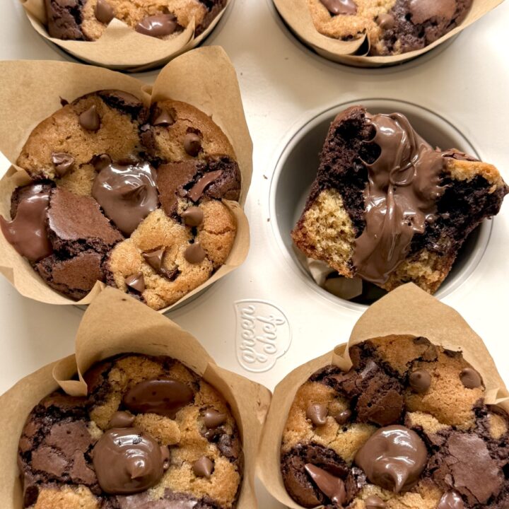 Nutella-Stuffed Brookie Muffins